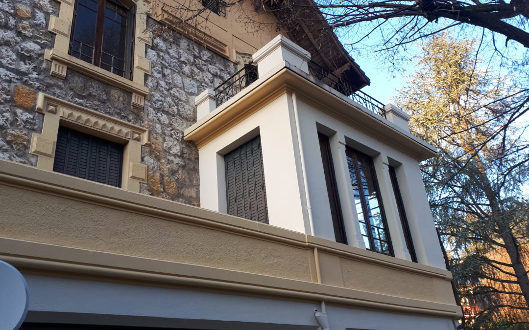 Chantier maison architecte – Ravalement de façade pour villa sur 180m2 à Bassens 73